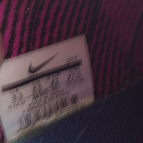 Nike Air Max 270 Flyknit Sneakers - Men's Size 9.5 - Blue Purple Pre-owned. S - Picture 9 of 9